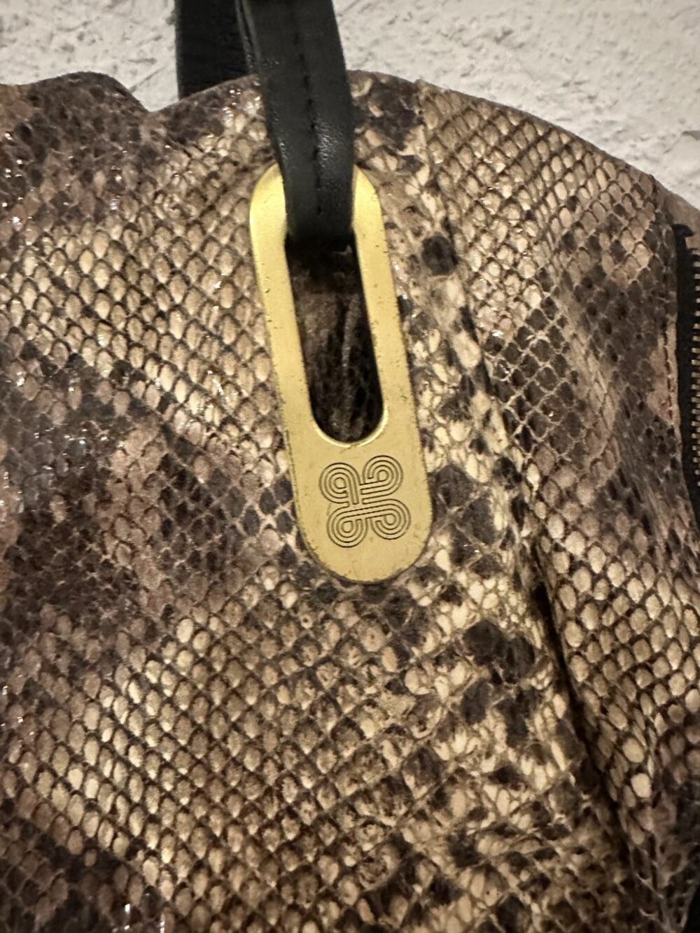 Title: Hiroko Koshino Sac Snake Print Shoulder Bag–Expandable Designer Tote - Picture 3 of 11
